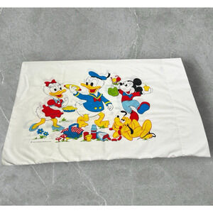 Vtg 70’s Disney Mickey Mouse & Friends On A Picnic Painting Standard Pillowcase